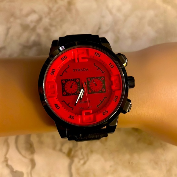 Red Sports Watch - Picture 3 of 3